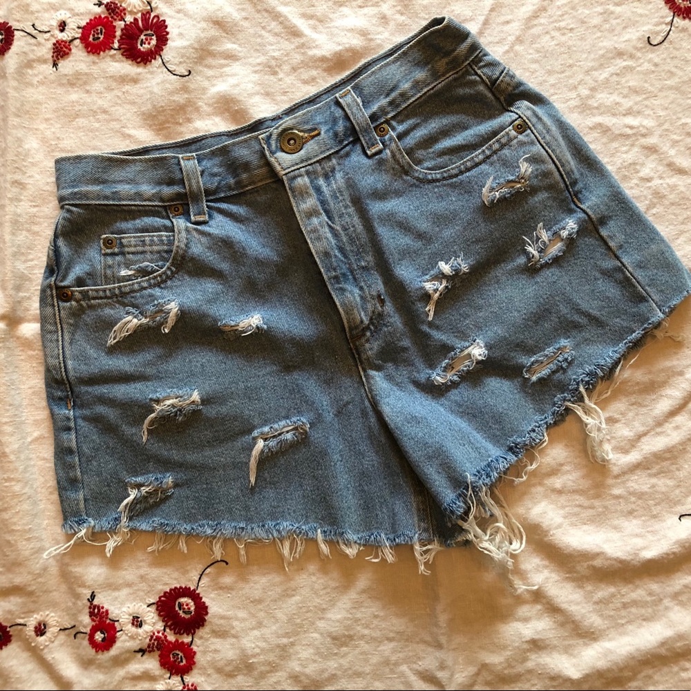 Vintage funky distressed shorts